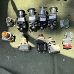 Lot 4 Siemens Furnas 52PA3G3U Green Light Push Button Switch 120V &more Read All. Fixed Price $155.00.