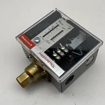 Honeywell L91B 1241 Proportioning Pressuretrol Controller 12-48PSI. Fixed Price $299.99.