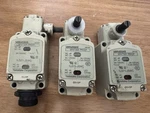 Yamatake 1LS71-JSWC Spatter Proof Switch Lot 4. Fixed Price $179.99.