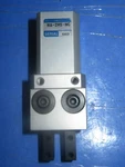 Kondo HA-2MS-NC Parallel Pneumatic Hand + 1 Year Warranty. Fixed Price $399.99.