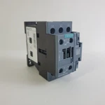 Siemens LEN00C003120B Lighting Contactor 110V 50HZ 120V 60HZ 30A Unused.. Fixed Price $90.00.