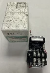 General ELECTRIC,CR306C002,MAGNETIC Starter Size 1 27A 600V New. Fixed Price $400.00.