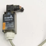 Schmersal TV1H 231-11Y 600V Cam Roller Limit Switch. Fixed Price $33.50.