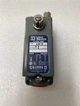 New Square D 9007AW12 Lever Arm Precision Limit Switch 9007-AW12 Ser.. Fixed Price $199.99.