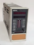 Moore 353A2FNNNLNNNA4 Process Controller. Fixed Price $1008.95.