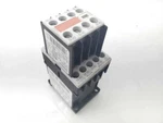Siemens 3RH1271-1BB40 Contractor W 3RH1911-1GA31-3AA1 Aux Contact Block. Fixed Price $16.96.