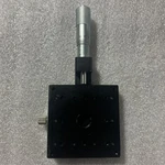 Suruga Seiki B11-80A 1-AXIS Cross Roller Stage. Fixed Price $100.00.