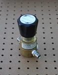 Tescom 44-1112-24 4-WAY Pressure Reducing Regulator. Fixed Price $400.00.