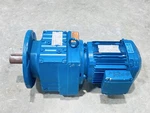 Sew-eurodrive RF77DRE90M4 Gearbox 65.77:1-RATIO W/ Gearmotor 1.50HP. Fixed Price $399.99.