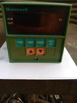 Honeywell Udc 2000 Automation Process Controller 2400-1-M0 Industrial. Fixed Price $130.00.
