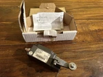 Euchner NZ2HS-511SVM5 Safety Switch 090867. Fixed Price $99.00.