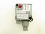 Allen Bradley 836T-T253JX15 Adjustable Pressure Control Switch Series. Fixed Price $46.74.