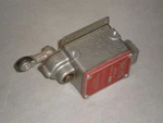 New! Namco Controls Limit Switch D200G-ST-R1 Snap-lock D200GSTR1 Free Shipping!. Fixed Price $129.50.